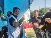 برپایی مواکب ستاد اربعین مرکز مقاومت بسیج وزارت راه و شهرسازی در  مسیر پیادهروی جاماندگان اربعین حسینی