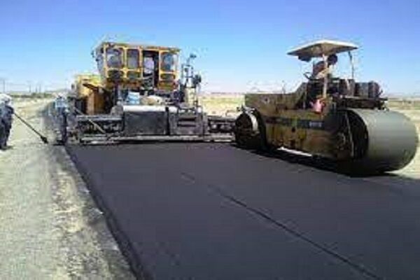 شناسایی ۱۴ نقطه حادثهخیز جدید در راههای استان اردبیل عملیات روکش آسفالت گرم محور اصلی خور به پلیس راه و پلیس راه به جندق