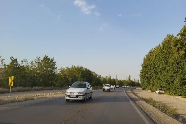 بیش از ۸ هزار دستگاه وسیله نقلیه شخصی از خراسان شمالی به گذرگاه های مرزی تردد کردند تردد