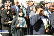 ببینید| تشییع پیکر شهید گمنام در مقابل دانشکده صنعت هواپیمایی