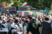 ببینید| تشییع پیکر شهید گمنام در مقابل دانشکده صنعت هواپیمایی