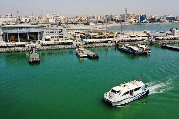 جابهجایی بیش از یک میلیون مسافر در بنادر شرق هرمزگان/ افزایش ۲۵ درصدی ترابری مسافر در بندر هرمز بندر هرمز