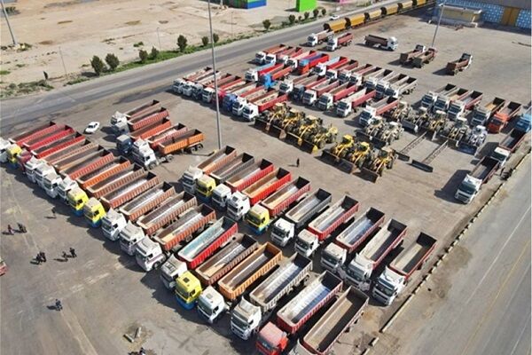 بهبود کیفیت ارائه خدمات بندری با تأمین بیش از ۴۰۰ دستگاه تجهیز جدید در بندر امام(ره) بندر امام