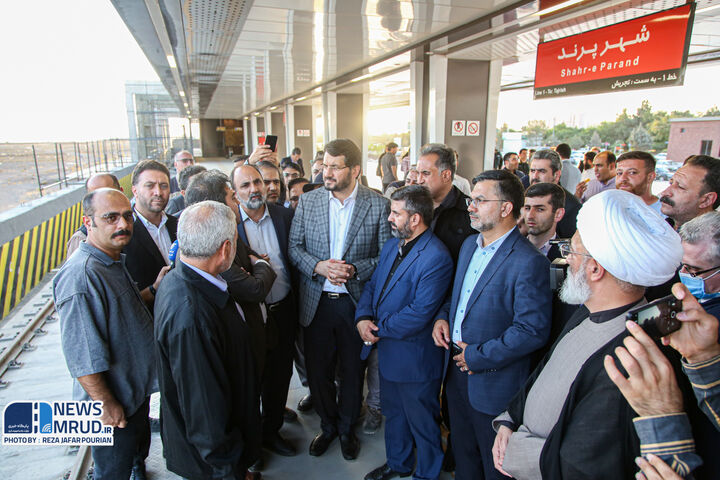 مترو و ۴ هزار واحد مسکن مهر پرند با حضور رییسجمهور افتتاح میشود ببینید| سفر وزیر راه و شهرسازی به شهر پرند (2)