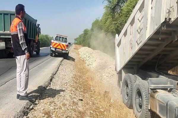 ۵۸ کیلومتر حاشیه راه‌های بوشهر با شیب شیروانی ایمن‌ سازی شد
