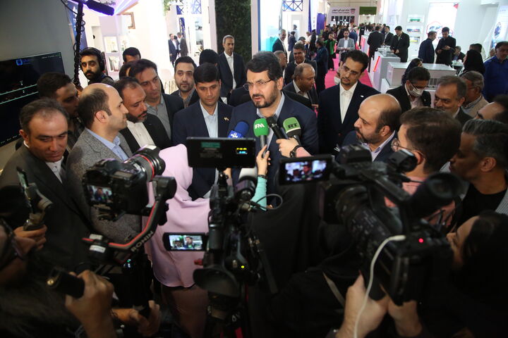 توافق برای ورود فناوری و تغییر تکنولوژی قطارهای برقی ببینید| آغاز به کار دهمین نمایشگاه بینالمللی حملونقل ریلی با حضور وزیر راه و شهرسازی