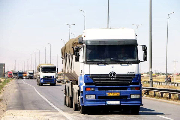 حمل بار توسط ناوگان حمل و نقل کالای استان مرکزی ۱۶ درصد افزایش یافت  حمل بار