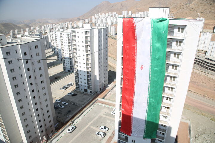 متروی پردیس به ۳۰۰۰ میلیارد تومان سرمایهگذاری نیاز دارد ببینید| سفر وزیر راه و شهرسازی به شهر جدید پردیس