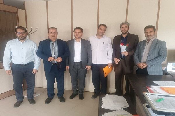 دیدار و تجلیل از جانبازان و فرزندان شهدای شاغل راه و شهرسازی کهگیلویه و بویراحمد به مناسبت هفته دفاع مقدس تجلیل