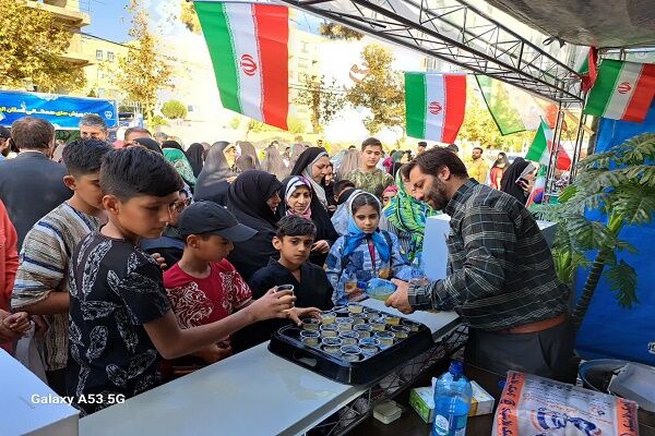 ببینید | برپایی موکب اداره کل راه و شهرسازی استان البرز در جشن بزرگ رسول مهربانی‌ها