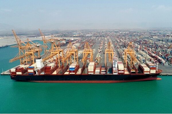 تخلیه و بارگیری ۱۱۲ میلیون تن کالا در بنادر ایران/توافق ایران و روسیه بر تعامل ارزی و ارائه تسهیلات به صاحبان کالا بندر