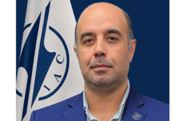 هدایت ۱۷۰۰ پرواز روزانه بر فراز آسمان ایران توسط کنترلرها احمد نیکنام