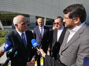 ببینید| حضور وزیر راه و شهرسازی در فرودگاه زنگیلان جمهوری آذربایجان