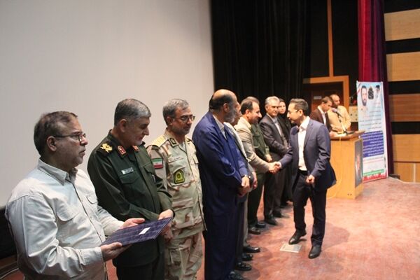 برگزاری کنگره شهدا و ایثارگران اداره کل راه و شهرسازی استان ایلام وادارات تابعه   کنگره شهدای راه و شهرسازی استان ایلام.JPG