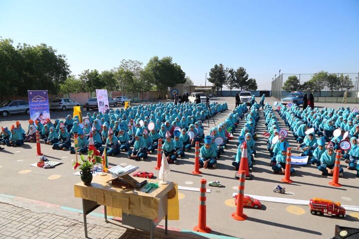 طرح ارتقای آموزش ایمنی در ۲۰ مدرسه واقع در حاشیه راه های قزوین اجرا شد طرح ارتقای ایمنی مدارس حاشیه راه