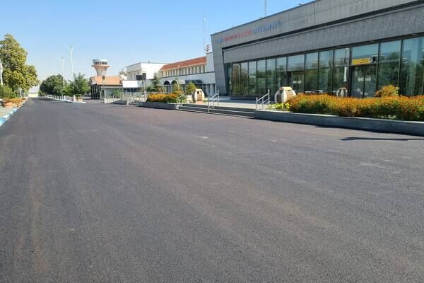 اتمام روکش آسفالت محوطه عمومی و بلوار فرودگاه شهید باکری ارومیه فرودگاه ارومیه
