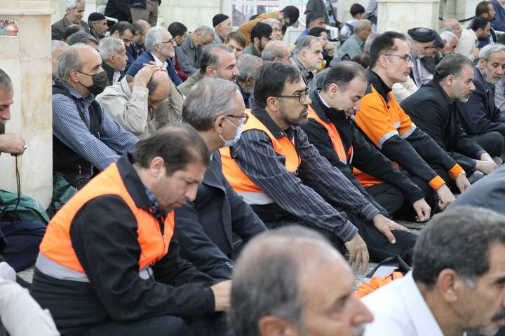 برگزاری نمایشگاهی باموضوع نماز در حسینیه امام خمینی(ره) محل برگزاری نماز جمعه شهر همدان