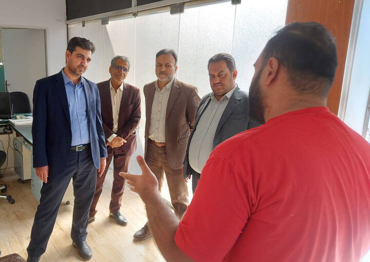 بازدید مدیرکل و معاون فنی اداره کل راهداری و حملونقل جادهای استان یزد از مجموعه پایانه بار یزد بازدید از پایانه بار یزد