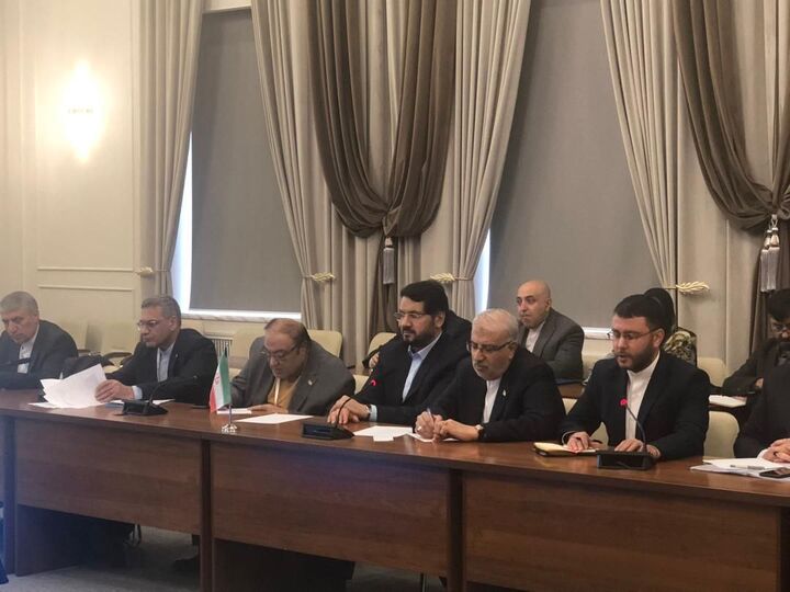 Iran advanced transport agenda in the SCO meeting 
 دیدار مهرداد بذرپاش وزیر راه و شهرسازی با تیلک تکبایف وزیر حملونقل و ارتباطات قرقیزستان