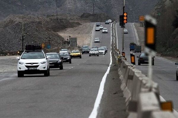 ترافیک سنگین در آزادراه‌های پردیس-تهران و آزادراه قزوین-کرج-تهران