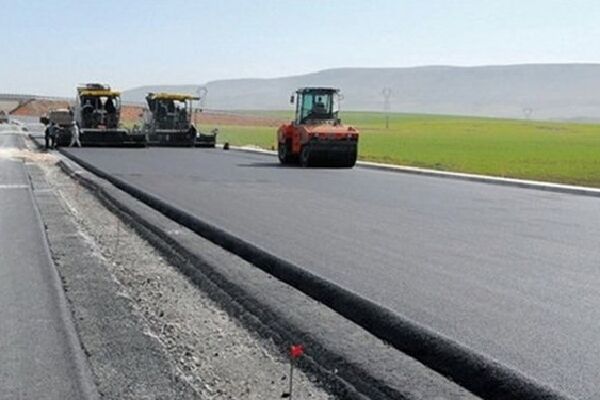 اجرای بیش از ۲۷۷ کیلومتر روکش آسفالت در محورهای مواصلاتی لرستان روکش آسفالت