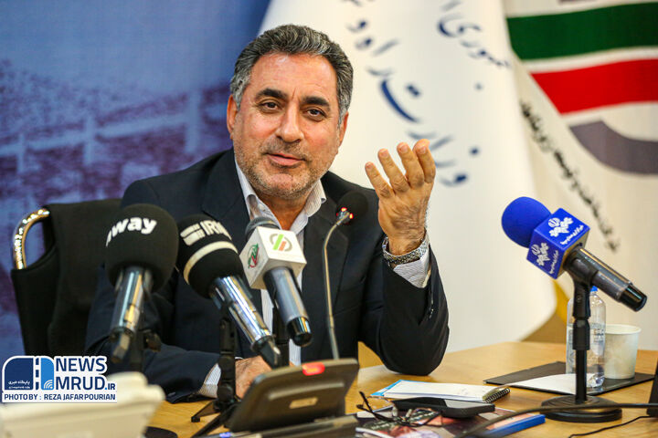 ۷۰ درصد مسائل فنی راهآهن رشت- آستارا از سوی روسیه نهایی شده است ببینید | نشست خبری مدیرعامل شرکت ساخت و توسعه زیربناهای حمل و نقل کشور