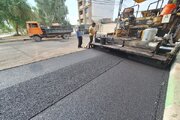 ببینید| روکش آسفالت معابر کوی نیرو اندیمشک با اختصاص قیر رایگان بازآفرینی شهری