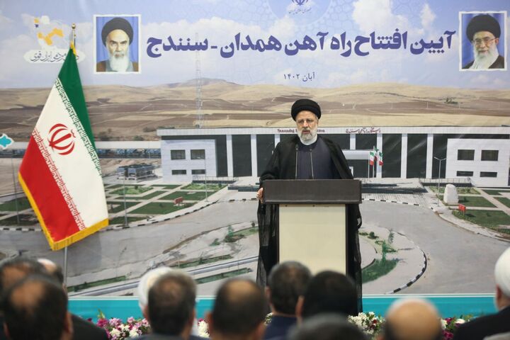 تاکید رئیس جمهور بر اتصال راه آهن همدان- سنندج به خطوط ریلی بینالمللی وزیر سنندج
