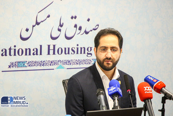 ۹۰.۰۰۰ تن فولاد به ارزش ۲.۰۰۰ میلیاردتومان برای اجرای طرح نهضت ملی مسکن خریداری شد/ بزرگترین معامله خرید فولاد برای تولید مسکن در کشور مهدیار اسماعیلی