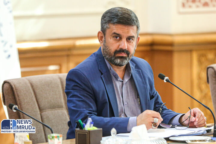 رفع مشکلات پروژههای عمرانی پردیس با اقدام جهادی علیرضا جعفری