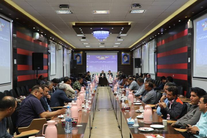 همایش تجلیل از فعالان اربعین حسینی و دهه آخر ماه صفر در عرصه حملونقل همایش تجلیل از فعالان حوزه حمل و نقل یزد