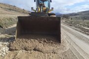 کمک و امداد رسانی راهداران شرق استان سمنان به مردم سیل زده بخش کالپوش میامی