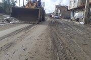 کمک و امداد رسانی راهداران شرق استان سمنان به مردم سیل زده بخش کالپوش میامی