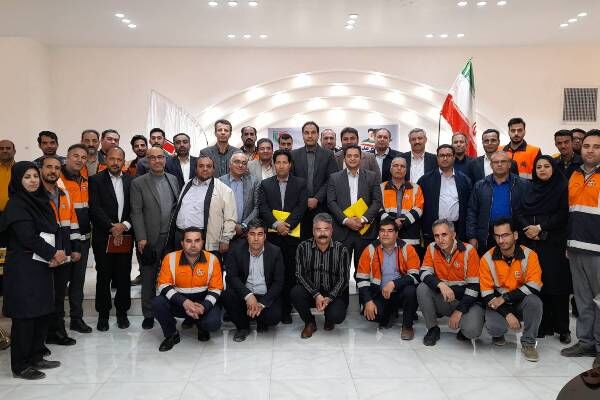 نشست هم اندیشی راهداری زمستانی ۱۴۰۲ استان کرمان در شهرستان  بافت برگزار شد
 نشست هم انديشی راهداری زمستانی 1402 استان كرمان در شهرستان  بافت برگزار شد