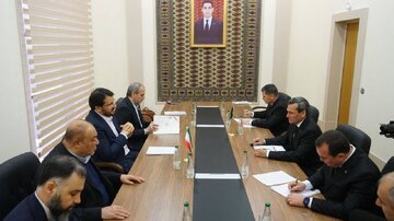 دیدار دو جانبه روسای کمیسیون مشترک ایران و ترکمنستان