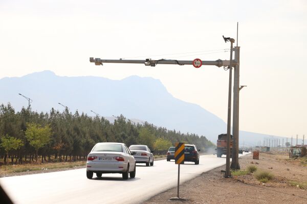 ثبت بیش از ۸ میلیون تخلف تردد سرعت غیرمجاز درمحورهای مواصلاتی استان اردبیل تردد بیش از ۳۴۰ میلیونی انواع وسیله نقلیه در فارس