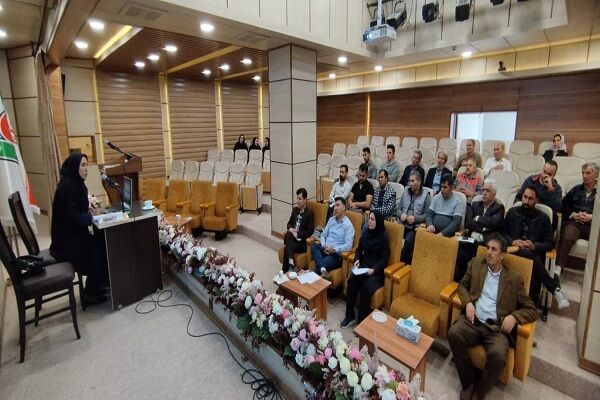 برگزاری دوره اصول و موازین بهداشت و مناسبسازی مجتمعهای خدماتی در البرز دوره آموزشی