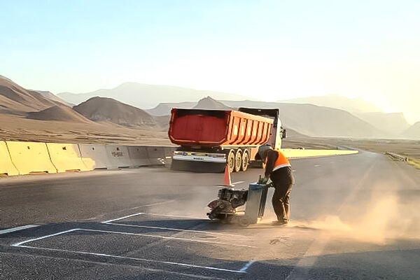 نصب و راهاندازی ۴ سامانه تردد شمار جدید در محورهای مواصلاتی استان یزد تردد شمار
