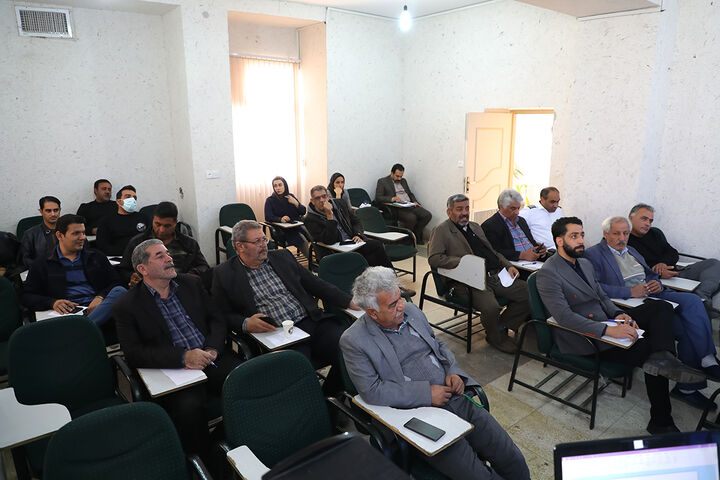 جلسه توجیهی ضوابط جدید مدیران فنی ویژه فعالان حوزه حملونقل استان یزد جلسه توجیهی مدیران فنی