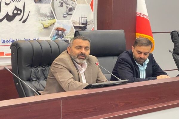 برگزاری نشست فوق العاده اداره کل راهداری و حمل و نقل جاده ای فارس جهت راهداری زمسنانی