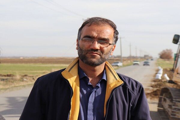 اجرای ۴۰ کیلومتر روکش آسفالت در محورهای شهرستان نهاوند حسین موسوی رئیس اداره راهداری وحمل ونقل جاده ای شهرستان نهاوند