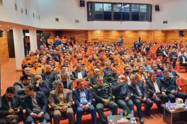 مراسم گرامیداشت هفته حمل و نقل، رانندگان و روز راهدار در استان کرمان برگزار شد تمامی فعالين حوزه راهداری و حمل و نقلی شايسته تقدير هستند