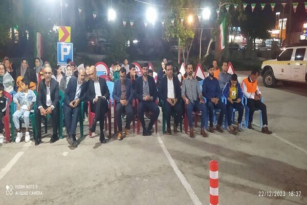 تقدیر از خانواده همکاران راهداری و حمل و نقل جادهای شهرستان کنگان تقدیر از خانواده همکاران راهداری و حمل و نقل جاده ای شهرستان کنگان ( استان بوشهر)