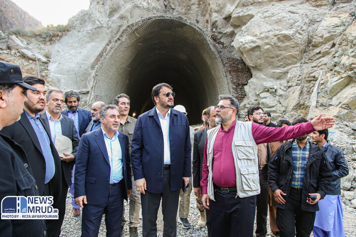 Chabahar-Zahedan Railway to be completed in the next year ببینید| بازدید وزیر راه و شهرسازی از ابر پروژه راه آهن در دست ساخت چابهار _ خاش