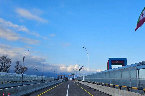 پل جدید مرزی اتومبیلرو آستاراچای افتتاح شد