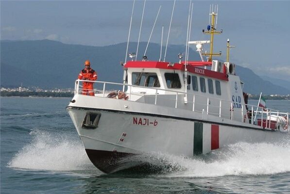 امدادرسانی به خدمه کشتی تجاری روسی مستقر در لنگرگاه بندر نوشهر امداد رسانی بندر نوشهر