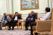 ببینید | دیدار معاون وزیر راه و شهرسازی و مدیر عامل سازمان ملی زمین و مسکن با استاندار خراسان رضوی