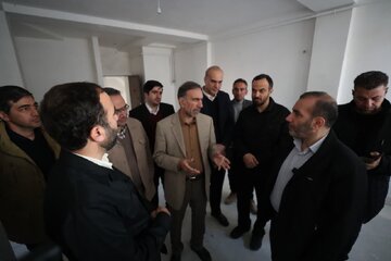 بازدید استاندار کرمانشاه و مدیرکل راه و شهرسازی از پروژه ۱۶۰ واحدی