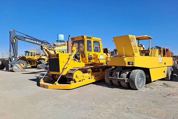 بازسازی، نوسازی و خرید ۲۳ دستگاه ماشین آلات راهداری استان مرکزی ماشین آلات اراک