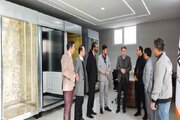 بازدید مدیرکل راه و شهرسازی خراسان شمالی از واحد تولیدی احداث کابین آسانسور